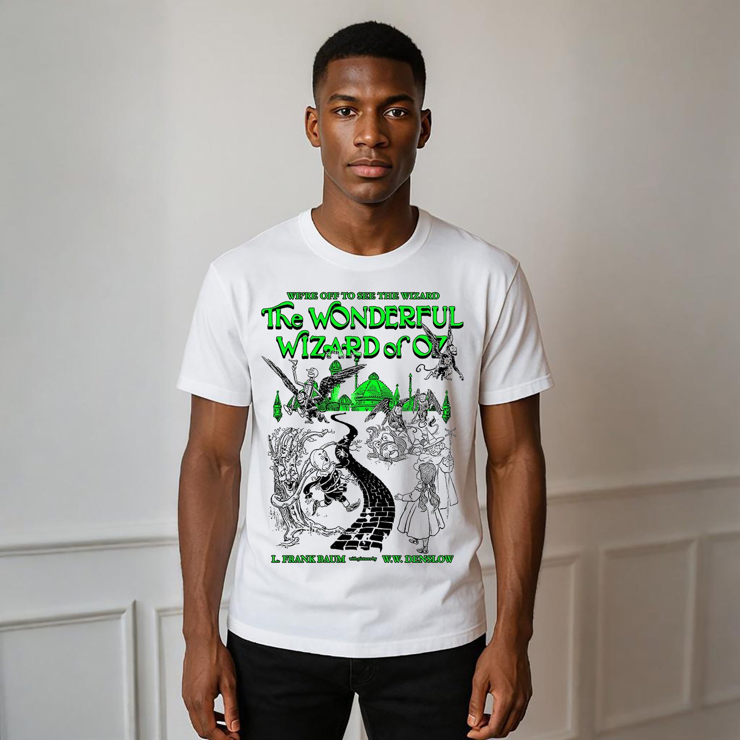 THE WONDERFUL WIZARD OF OZ BLACK ILLUSTRATIONS Crew Neck Short-Sleeve T-Shirt Soft & Breathable