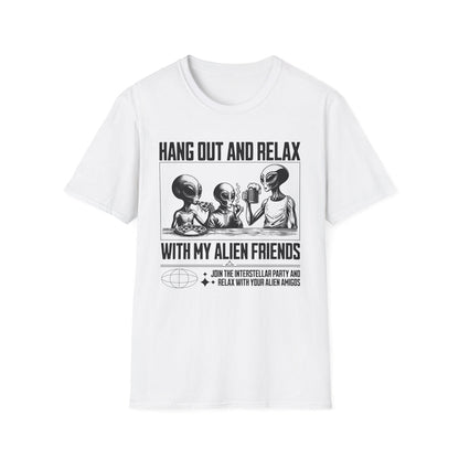 Alien hang out friends - Classic Fit