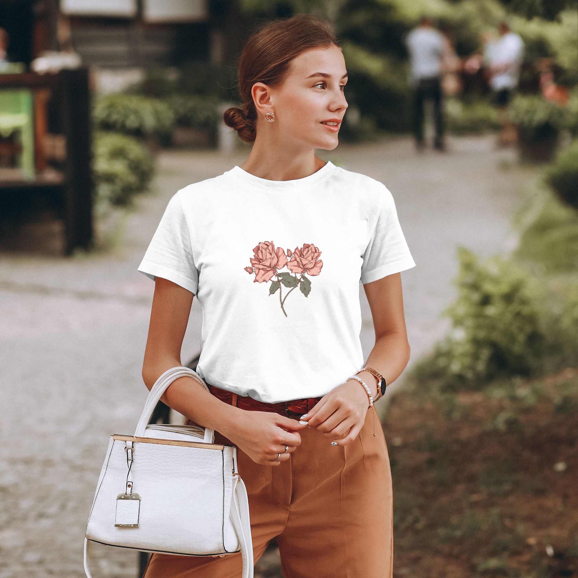 Personalized Vintage Birth Flowers T-shirt Mother's Day Gift for Her