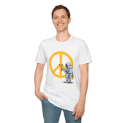 Astronaut Painting Peace - Classic Fit