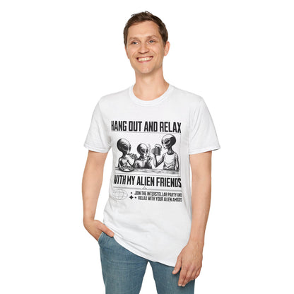 Alien hang out friends - Classic Fit